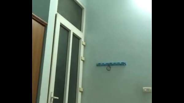 Gái đẹp móc bím rồi quay clip